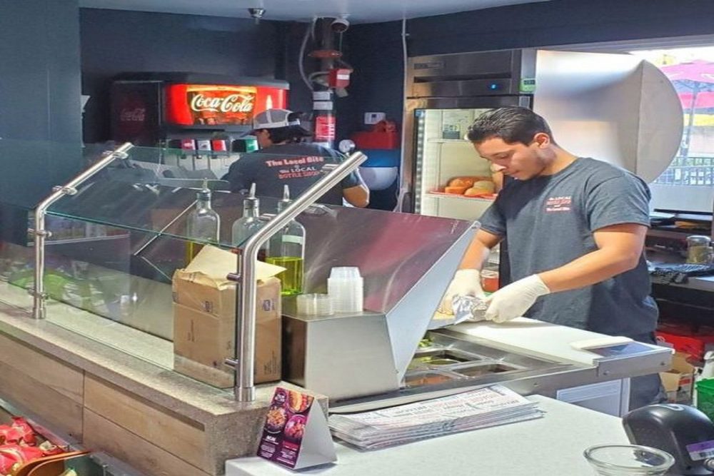 Why Fresh Sandwich Shops Are a Better Choice Than Fast Food