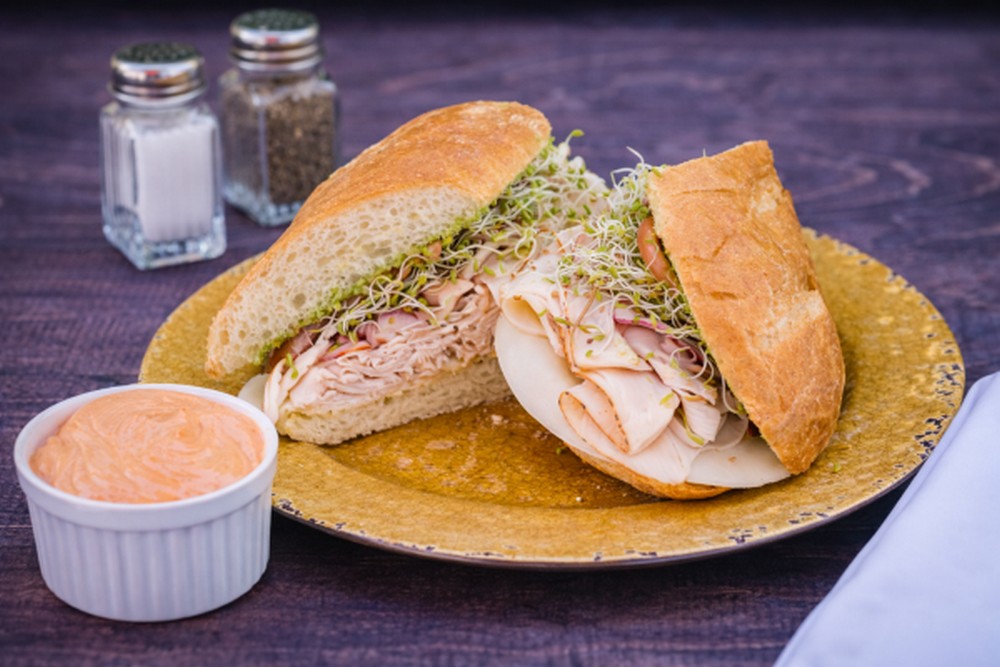 Why Fresh Sandwiches Are the Perfect Grab-and-Go Lunch for Busy Days